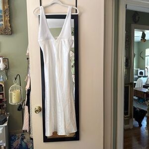 White Sleeveless V-Neck Women's Dress